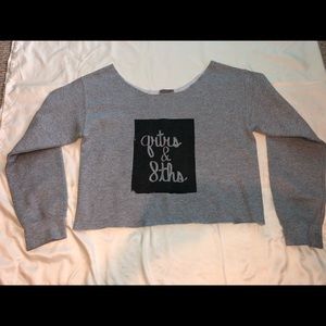 Off-the-shoulder crop top